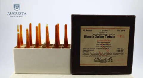 Сёрлийн 1.5%-ийн висмут натрийн тартратын уусмал