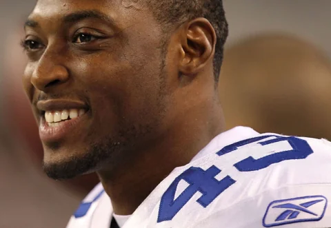 Америк хөлбөгийн Даллас Ковбойс багийн тоглогч Дез Брайант