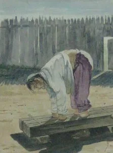 Дөрөв хөллөн модон чөдөрт дөнгөлөгдсөн хүн