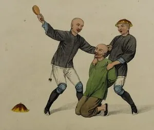 Шаахайны ул хэлбэртэй модоор хацар руу нь занчиж буй